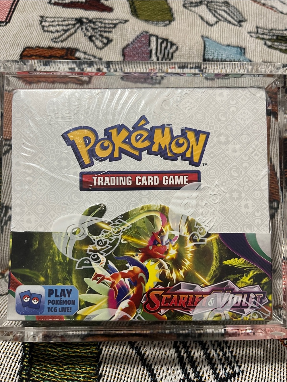 Pokemon Scarlet & Violet Booster Box - White/Green/Yellow